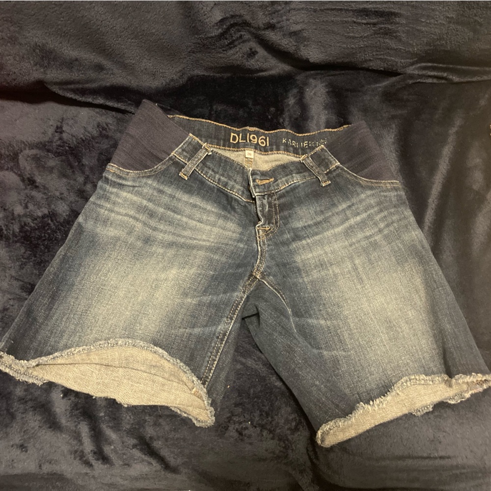 DL 1961 maternity shirts size 26